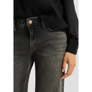 Mid-Rise Wide Leg Jeans for Women QS Catie image-3