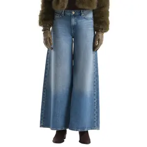 Mid Rise Wide Leg Jeans for Women QS Vanessa Mai image-2