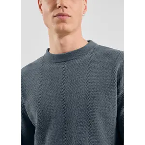 Textured Pattern Knit Pullover QS image-3