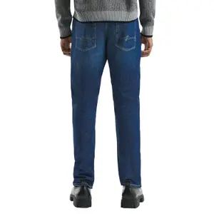 Regular Fit Mid-Rise Straight Leg Jeans QS Pete image-5
