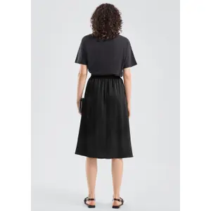Women's Elasticated Waist Fluid Satin Midi Skirt QS image-4