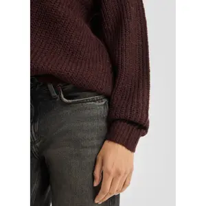 Womens V Neck Knit Sweater QS Regular Fit image-3