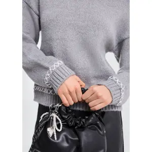 Women's Round Neck Sweater with Embroidered Details QS Regular Fit image-3