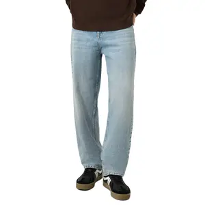 Ultra-Trendy Relaxed Straight Jeans QS image-2