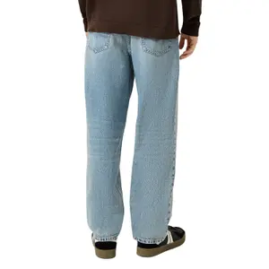 Ultra-Trendy Relaxed Straight Jeans QS image-5