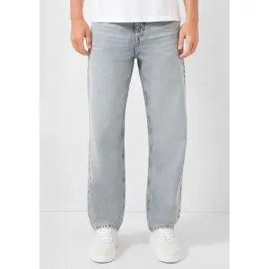 Ultra-Trendy Relaxed Straight Jeans QS image-6