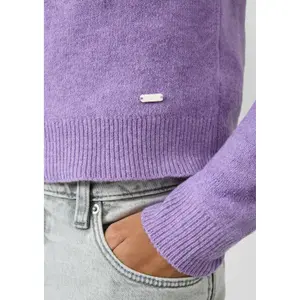 Comfortable Round Neck Pull for Women QS Regular Fit image-3