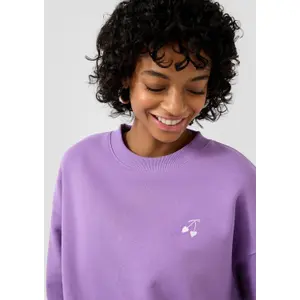 Women's Sweatshirt with Subtle Embroidery QS image-3
