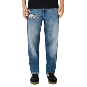 Straight Jeans with Relaxed Fit and Mid Rise QS image-2