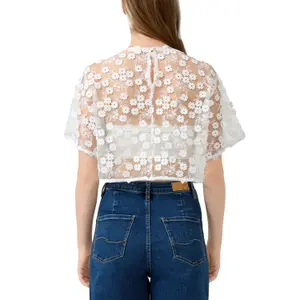 Short Floral Relief Lace Blouse Women QS image-5