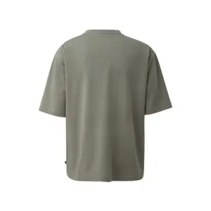 T-shirt Loose Fit με κεντημένο λογότυπο QS Emmvee image-1
