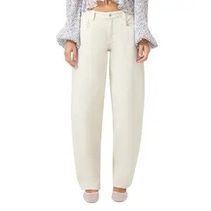 Ultra-Trendy Casual Style Relaxed Jeans Women QS image-2