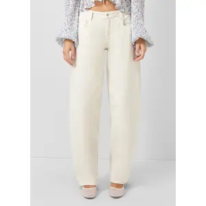 Ultra-Trendy Casual Style Relaxed Jeans Women QS image-6