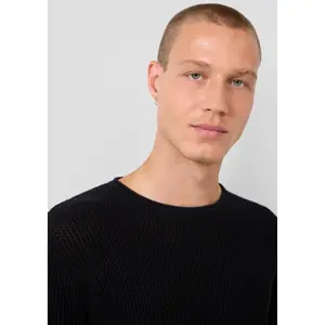 Textured Knit Pull with Rolled Hem QS Regular Fit image-3
