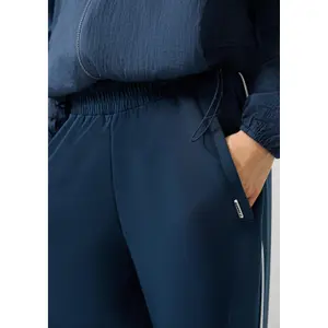 Women's Loose Fit Interlock Jersey Jogging Trousers QS image-3