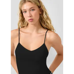 Γυναικείο Slim Fit Τ-shirt από ζέρσεϊ με spaghetti straps QS image-3
