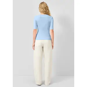 T-shirt slim σε βαμβάκι με βαθύ V λαιμόκοψη για γυναίκες QS image-4