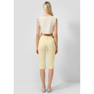 Womens Slim Capri Jeans QS image-4