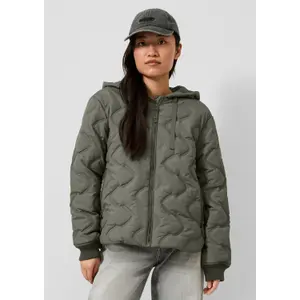 Damenjacke mit geprägtem Steppmuster und Kapuze QS image-6