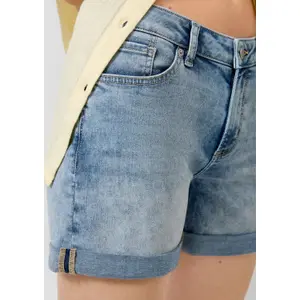 Women's denim shorts QS image-3