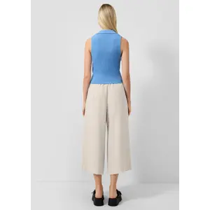 Women's Pleated Crepe Culotte Style Trousers QS image-4