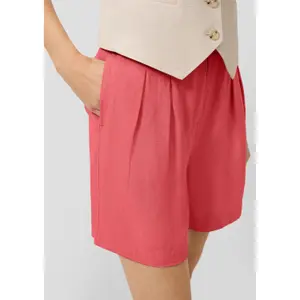 Linen Pleat Shorts Women QS image-3