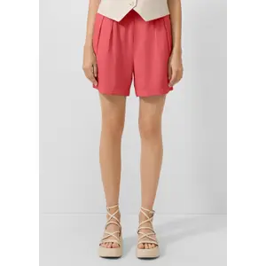 Linen Pleat Shorts Women QS image-6