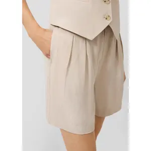 Linen Pleat Shorts Women QS image-3