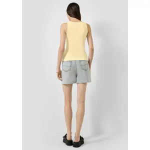 Camiseta de tirantes acanalada con estampado delantero mujer QS image-4