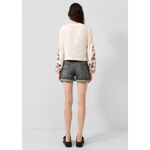Embroidered Blouse Women QS Regular Fit image-4