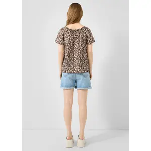 Women's Neckline Blouse QS Loose Fit image-4