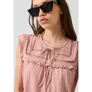 Chemise Blouse Estruturada com Inserções de Renda e Babados Senhora QS image-3