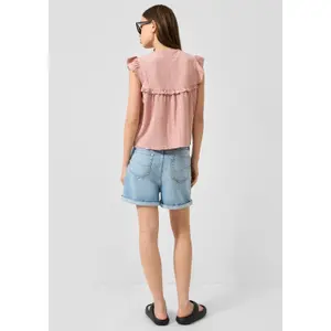 Chemise Blouse Estruturada com Inserções de Renda e Babados Senhora QS image-4