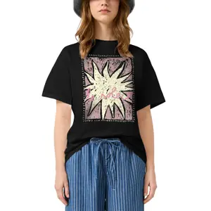 T-Shirt Boyfriend aus Baumwolle mit Frontdruck Damen QS image-2
