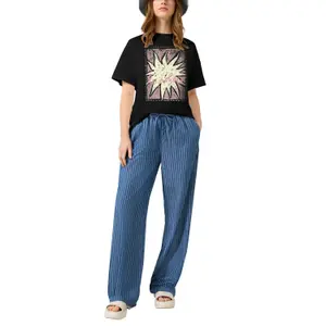 T-Shirt Boyfriend aus Baumwolle mit Frontdruck Damen QS image-6