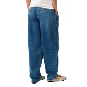 Womens Barrel Leg Jeans QS image-5