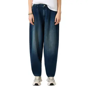 Womens Barrel Leg Jeans QS image-2