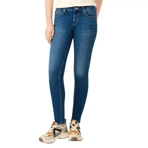 Skinny Jeans for Women QS Sadie image-1