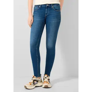 Skinny Jeans for Women QS Sadie image-5