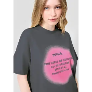Women's Boyfriend Fit T-Shirt with Front Print QS image-3