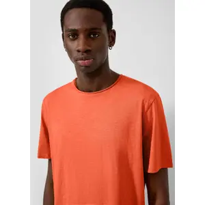 Camiseta con bordes enrollados QS image-3