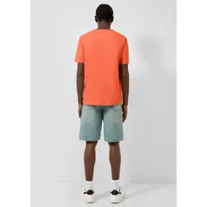 Camiseta con bordes enrollados QS image-4