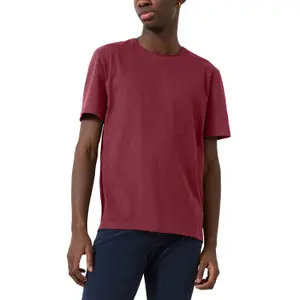 Camiseta con bordes enrollados QS image-2
