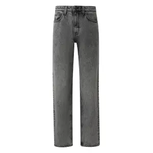 Straight Leg Jeans med bälteshällor QS Pete image-0