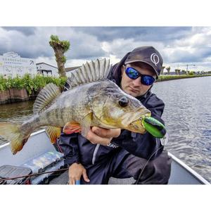 3820102-przyneta-quantum-fat-minnow-sr-10g-zielony-pomaranczowy-6-5-cm