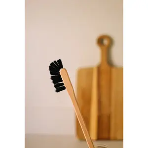 Beech Wood Bottle Brush Qwetch image-2