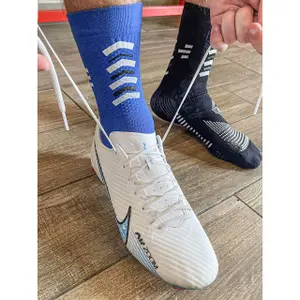 Calcetines de fútbol antideslizantes R-Evenge image-4