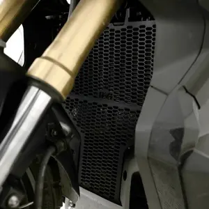 Proteção do radiador da moto R&G Racing Honda X-ADV 750 DCT ABS image-3
