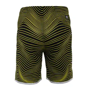 Short Errea essential print ad image-1