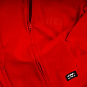 Sudadera con capucha Errea femme essential rectangular fleece image-2